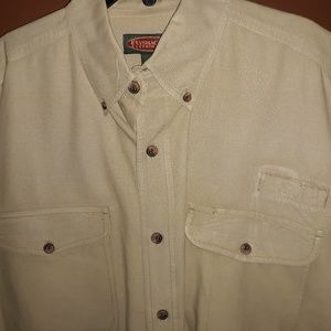Flyshackle Clothing Co. Shirts - Medium Short Shelve Mens Shirt. Flyshackle Clothing Co. Shirts - Medium Short Shelve Mens Shirt.